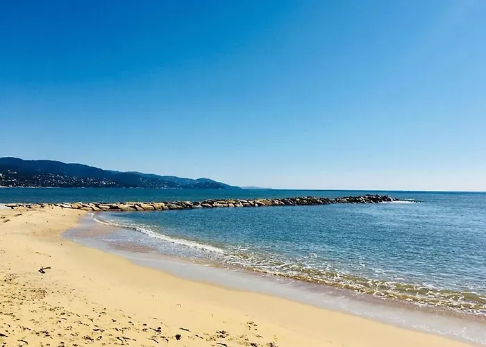 Bord De Avec 4 Couchages, Parking Et Tennis - Fr-1-251-263 Le Lavandou